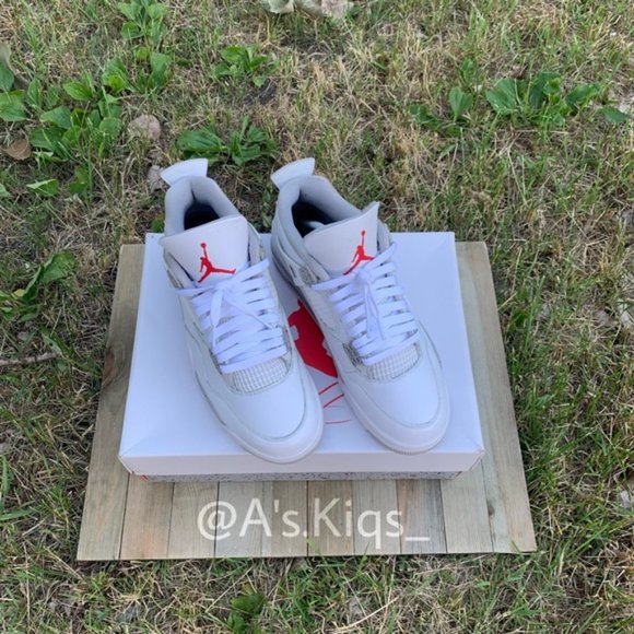 Air Jordan 4’s “Oreo 4’s” - Picture 6 of 10